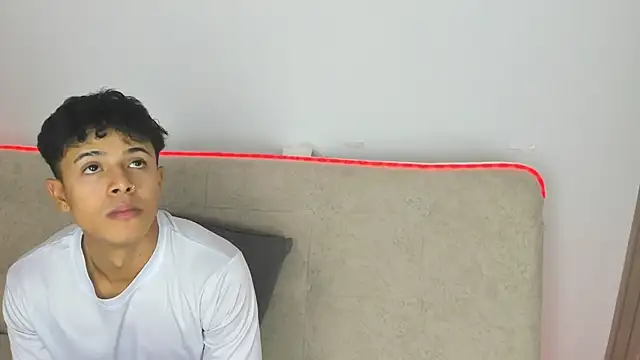 Snapshot of _Alex_Colton chatting on April 14, 2026, 10:27 pm Alex Colton online show from April 14, 2026, 10:27 pm