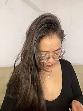 alisbloom online show from February 19, 2026, 6:04 pm