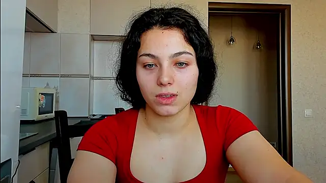 Dianasi online show from February 15, 2026, 8:13 am