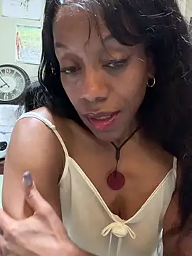 NatalieGainer goodies online show from April 17, 2026, 12:46 am