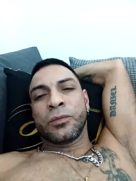 yoahotpetrafiery online show from February 1, 2026, 10:36 am