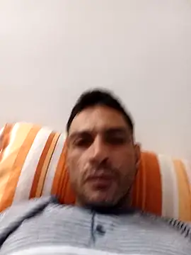 Snapshot of yoahotpetrafiery chatting on May 15, 2026, 9:44 pm yoahotpetrafiery online show from May 15, 2026, 9:44 pm