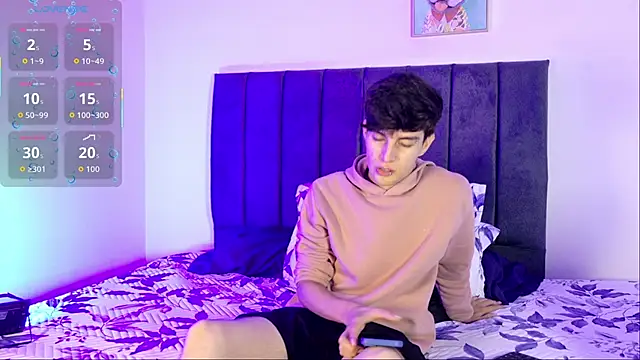 axxxel twink online show from June 7, 2026, 2:48 am