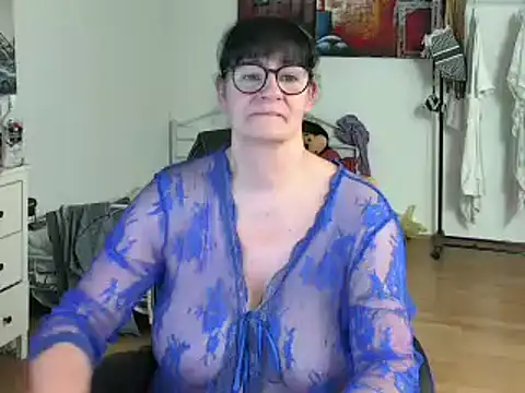 Sylly online show from December 29, 2024, 12:23 pm