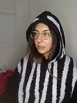 Snapshot of Nikolth_4 chatting on February 3, 2026, 3:26 am Nikolth 4 online show from February 3, 2026, 3:26 am