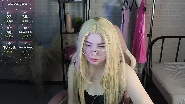 Snapshot of AnitaMeyer chatting on February 3, 2026, 9:47 am AnitaMeyer online show from February 3, 2026, 9:47 am