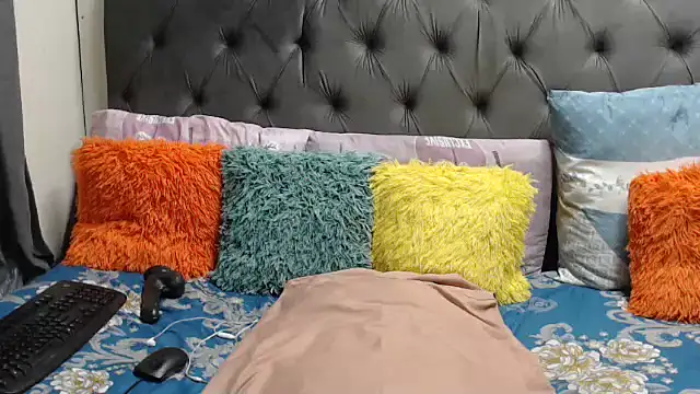 DickDivaXX online show from February 20, 2026, 4:42 am