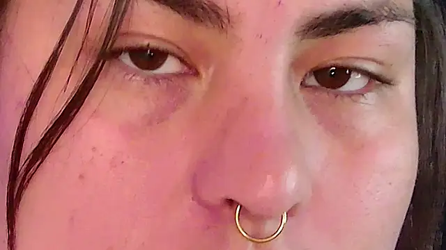 Kennya Rodriguez online show from February 14, 2025, 1:02 am