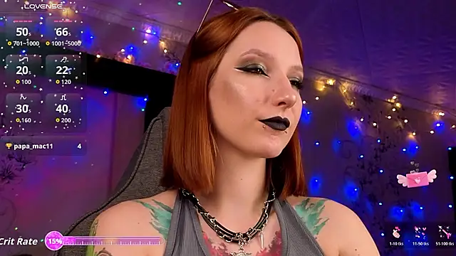 Vamp Mila online show from March 3, 2026, 6:03 pm