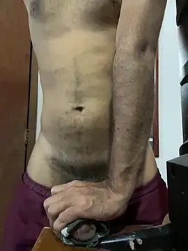 Snapshot of alrricmo chatting on February 3, 2026, 10:59 pm alrricmo online show from February 3, 2026, 10:59 pm