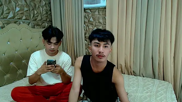 Snapshot of spoiledmycock chatting on February 25, 2026, 4:49 pm spoiledmycock online show from February 25, 2026, 4:49 pm