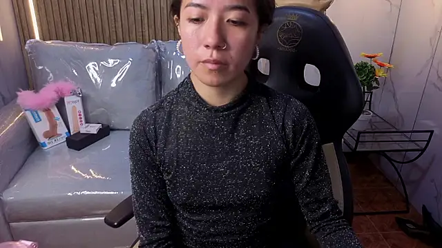 Snapshot of Lynn_turner chatting on February 11, 2026, 1:27 pm Lynn turner online show from February 11, 2026, 1:27 pm