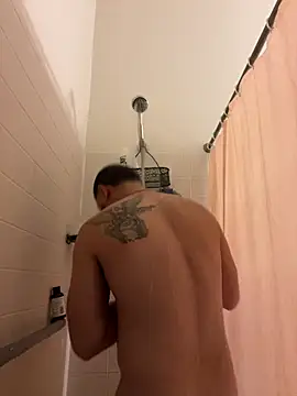 Snapshot of Tu_PaPi_Favorito chatting on January 31, 2026, 7:11 pm Tu PaPi Favorito online show from January 31, 2026, 7:11 pm