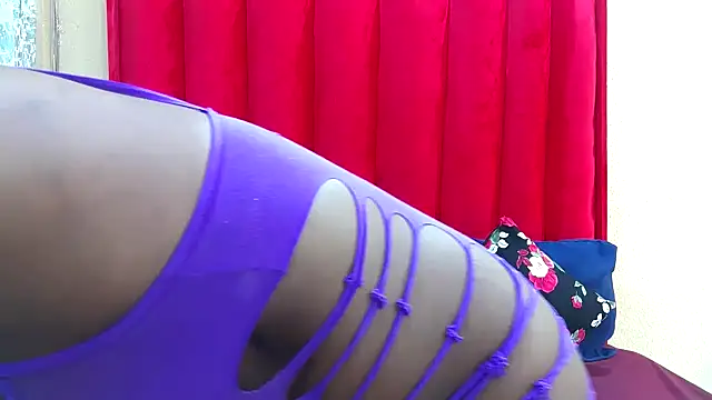 Snapshot of Lavendaxxx chatting on May 20, 2026, 6:58 pm Lavendaxxx online show from May 20, 2026, 6:58 pm