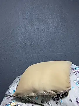 MeekyCurvyAss online show from February 6, 2026, 10:02 pm