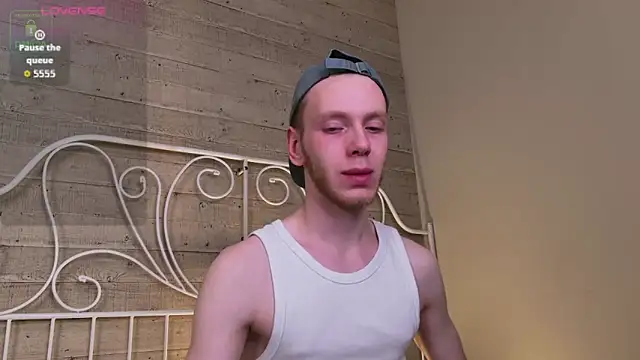 ZidNevil online show from February 24, 2026, 8:29 pm