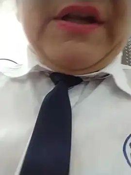 Snapshot of JULIETA_21- chatting on July 1, 2026, 2:18 pm JULIETA 21- online show from July 1, 2026, 2:18 pm