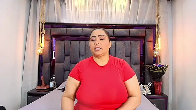 Snapshot of Karina_Mendoza chatting on May 1, 2026, 11:59 am Karina Mendoza online show from May 1, 2026, 11:59 am