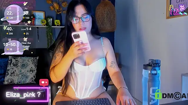Snapshot of eliza_pink24 chatting on May 20, 2026, 6:14 pm eliza pink24 online show from May 20, 2026, 6:14 pm