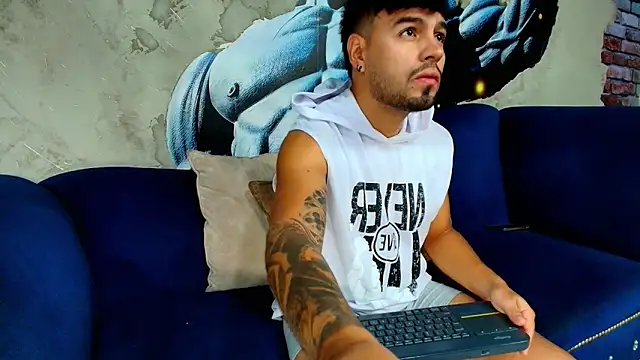 Snapshot of DaveParker_ chatting on February 7, 2026, 12:53 pm DaveParker online show from February 7, 2026, 12:53 pm