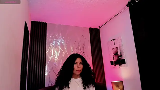 Snapshot of Zoe-yanin chatting on February 4, 2026, 3:40 pm Zoe-yanin online show from February 4, 2026, 3:40 pm