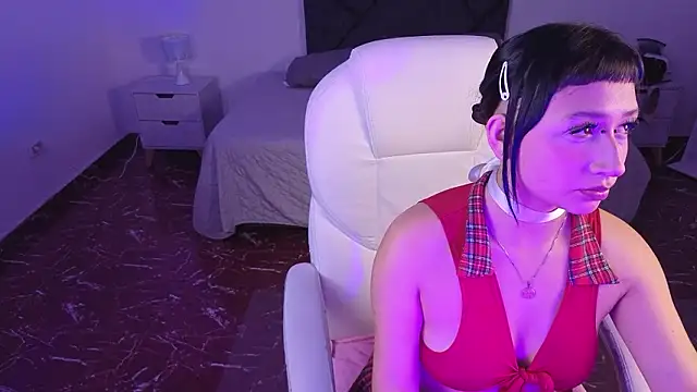 mia bloom2 online show from February 25, 2026, 5:28 am