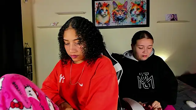 Snapshot of meredit_cris23 chatting on February 18, 2026, 3:13 am meredit cris23 online show from February 18, 2026, 3:13 am