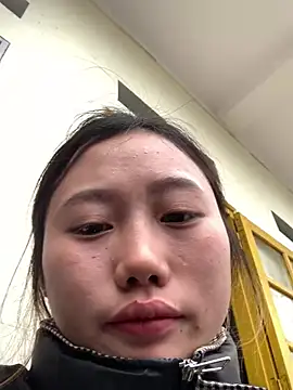 ngoccc-nga online show from February 9, 2026, 3:32 am