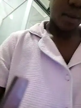 FlameZee online show from March 3, 2026, 4:57 pm