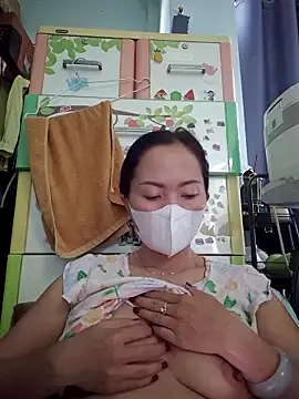 Snapshot of Baby-loveass69 chatting on March 18, 2026, 1:31 am Baby-loveass69 online show from March 18, 2026, 1:31 am