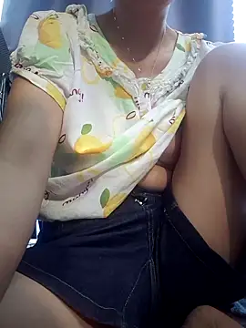 Snapshot of Baby-loveass69 chatting on March 23, 2026, 12:36 am Baby-loveass69 online show from March 23, 2026, 12:36 am