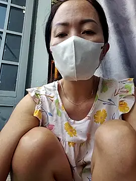 Snapshot of Baby-loveass69 chatting on April 1, 2026, 12:11 am Baby-loveass69 online show from April 1, 2026, 12:11 am