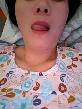 Snapshot of Baby-loveass69 chatting on April 4, 2026, 8:23 am Baby-loveass69 online show from April 4, 2026, 8:23 am