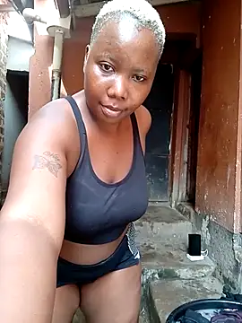 RanniClara online show from February 12, 2026, 8:42 am