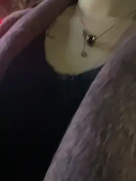 Snapshot of here-baby chatting on February 13, 2026, 2:24 pm here-baby online show from February 13, 2026, 2:24 pm