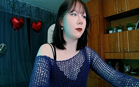 Snapshot of marty_bree chatting on February 26, 2026, 11:20 am marty bree online show from February 26, 2026, 11:20 am