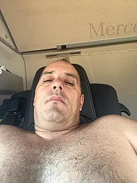 kipsy0 online show from June 17, 2026, 12:40 pm