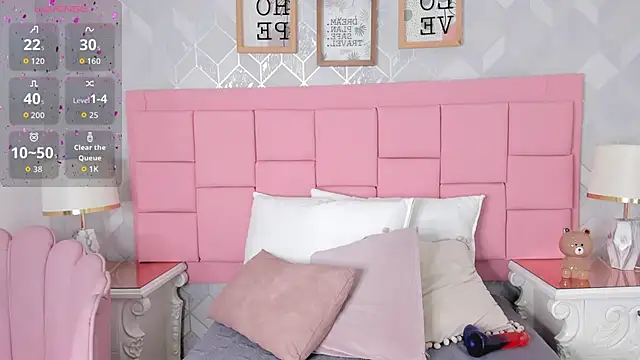 Snapshot of dolly_kitter chatting on February 14, 2026, 11:29 am dolly kitter online show from February 14, 2026, 11:29 am