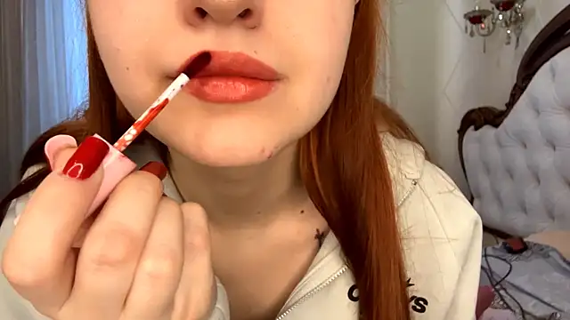 Snapshot of KatheyMichelfelder chatting on February 25, 2026, 6:23 am KatheyMichelfelder online show from February 25, 2026, 6:23 am