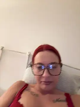 SophieSchmidt online show from March 6, 2026, 6:59 pm