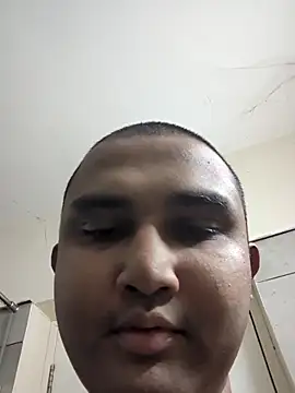 Snapshot of Rokuboii chatting on April 20, 2026, 5:26 pm Rokuboii online show from April 20, 2026, 5:26 pm