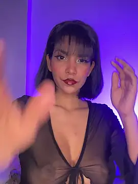 Snapshot of Kitty_Wild_19 chatting on May 7, 2026, 8:25 pm Kitty Wild 19 online show from May 7, 2026, 8:25 pm