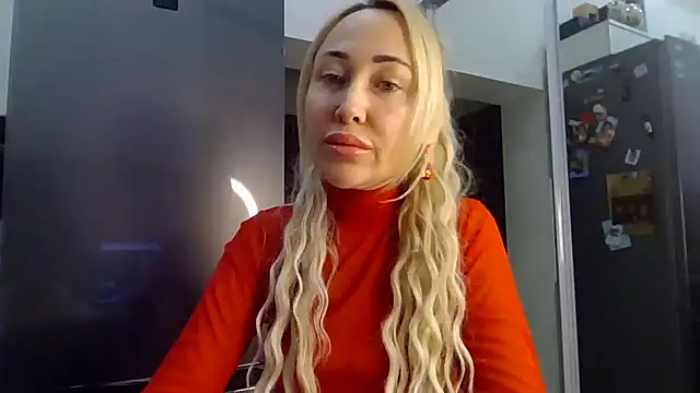 NanaGold2992 online show from February 8, 2026, 3:54 am