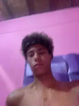 Snapshot of Adan21_cm chatting on February 13, 2026, 7:37 am Adan21 cm online show from February 13, 2026, 7:37 am