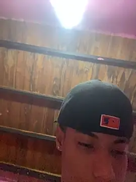 Snapshot of Adan21_cm chatting on February 17, 2026, 7:05 am Adan21 cm online show from February 17, 2026, 7:05 am