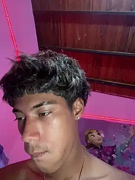 Snapshot of Adan21_cm chatting on February 28, 2026, 6:14 am Adan21 cm online show from February 28, 2026, 6:14 am