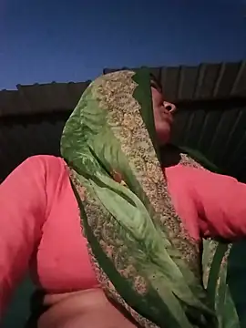 Muskan44s online show from May 27, 2026, 2:03 pm