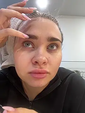 Snapshot of MonicaWestt chatting on February 15, 2026, 6:43 am MonicaWestt online show from February 15, 2026, 6:43 am