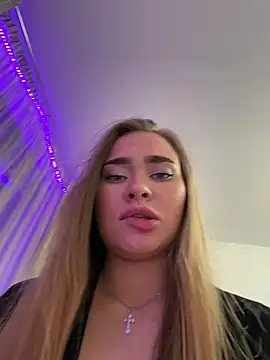 MonicaWestt online show from May 31, 2026, 6:53 pm