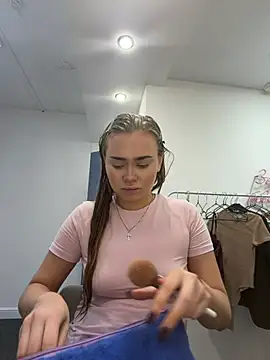 MonicaWestt online show from June 29, 2026, 6:52 am